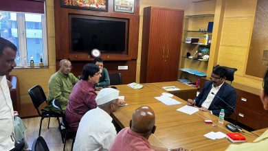 पुणे शहरातील विकासकामे, नागरिकांची दैनंदिन कामे तातडीने होण्यासाठी राष्ट्रवादी काँग्रेसचे शहराध्यक्ष‌‌ दीपक मानकर यांनी घेतली पुणे मनपा आयुक्तांची भेट