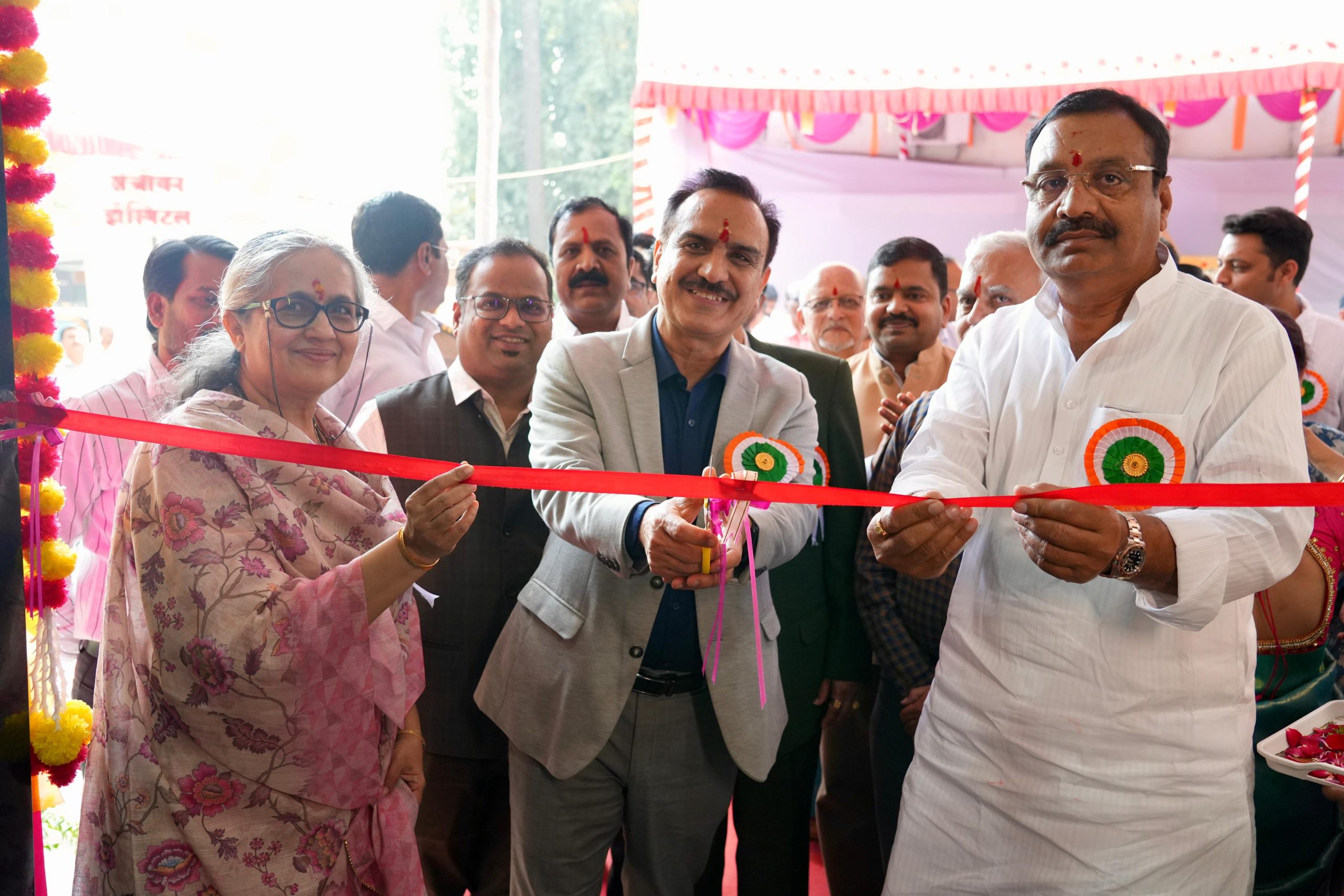 कोथरुड मधील अंथरुणाला खिळलेल्या ज्येष्ठ रुग्णांसाठी ‘संजीवनी’;चंद्रकांत पाटील, संजीवन हॉस्पिटल आणि एमक्युअरच्या माध्यमातून ५० बेड्सचे केअर सेंटर कार्यान्वित