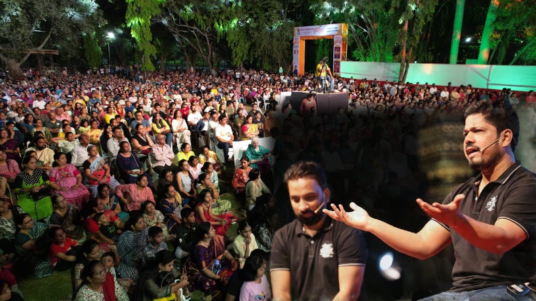 इतिहासातील अतुलनीय पराक्रमाच्या गोष्टीने अंगावर उमटला शहारा..’गोष्ट इथे संपत नाही ‘पन्हाळा ते पावनखिंड ! कार्यक्रमाने कोथरूडकर भारावले. इतिहासातील अतुलनीय पराक्रमाच्या गोष्टीने अंगावर उमटला शहारा.. ’गोष्ट इथे संपत नाही ‘पन्हाळा ते पावनखिंड! कार्यक्रमाने कोथरूडकर भारावले.