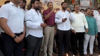 आम्ही सारे भारतीय असा संदेश देत राष्ट्रवादी शरदचंद्र पवार पक्षाकडून कोथरूड मध्ये शोकसभेचे आयोजन