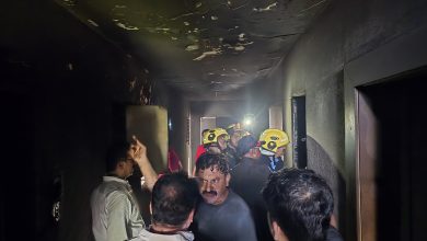 वनाझ परिवार सोसायटीमध्ये आग तांडव; अग्नीशमन दलाच्या जवानांनी तातडीने आग आटोक्यात आणत नागरिकांची केली सुटका