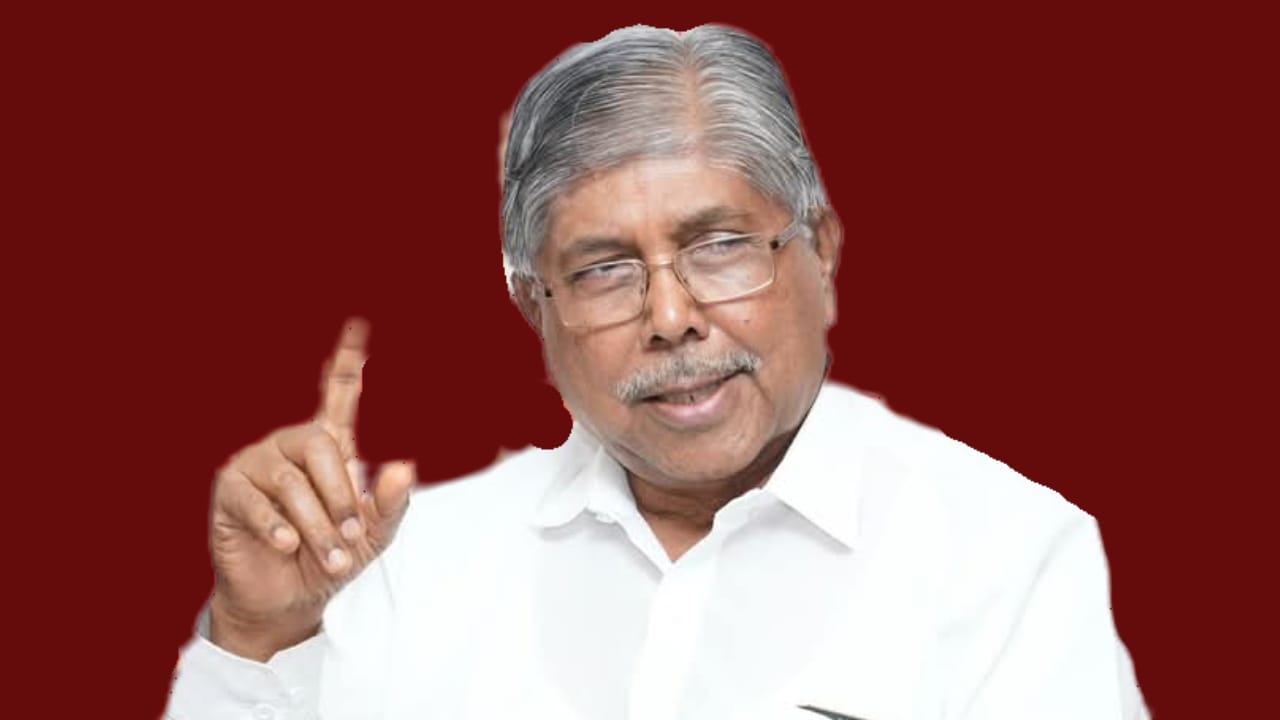 पुणे महापालिका निवडणूकीत महायुती होईल पण आमच्या टर्मवरच चंद्रकांत पाटील यांचे महत्वाचे विधान…