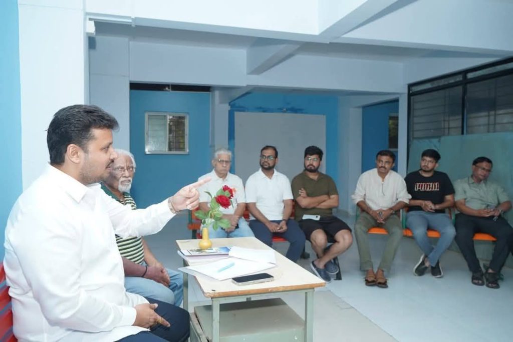 अमोल बालवडकर कामाचा माणूस,&Nbsp; विश्वास जिंकणारे लोकप्रतिनिधी बाणेर,बालेवाडी, सुस,म्हाळुंगे आणि पाषाण,सुतारवाडी परिसरातील नागरिकांकडून गौरव Fb img 17513696043246674634714595907280