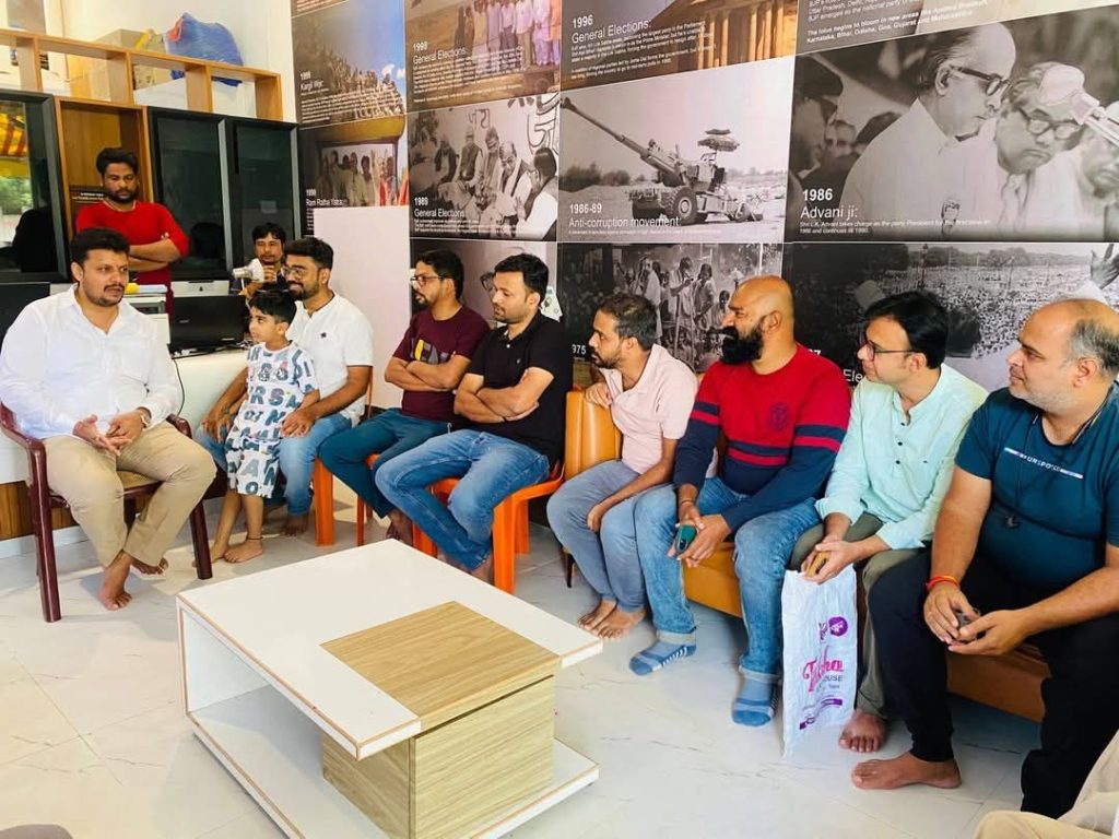 अमोल बालवडकर कामाचा माणूस,&Nbsp; विश्वास जिंकणारे लोकप्रतिनिधी बाणेर,बालेवाडी, सुस,म्हाळुंगे आणि पाषाण,सुतारवाडी परिसरातील नागरिकांकडून गौरव Fb img 17513705925999183011204038854409