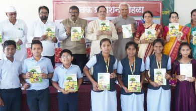डॉ. लता पाडेकरांच्या लिखाणात मूल्यशिक्षण पेरणाऱ्या रंजक नाट्यछटा : प्रा. प्रवीण दवणे