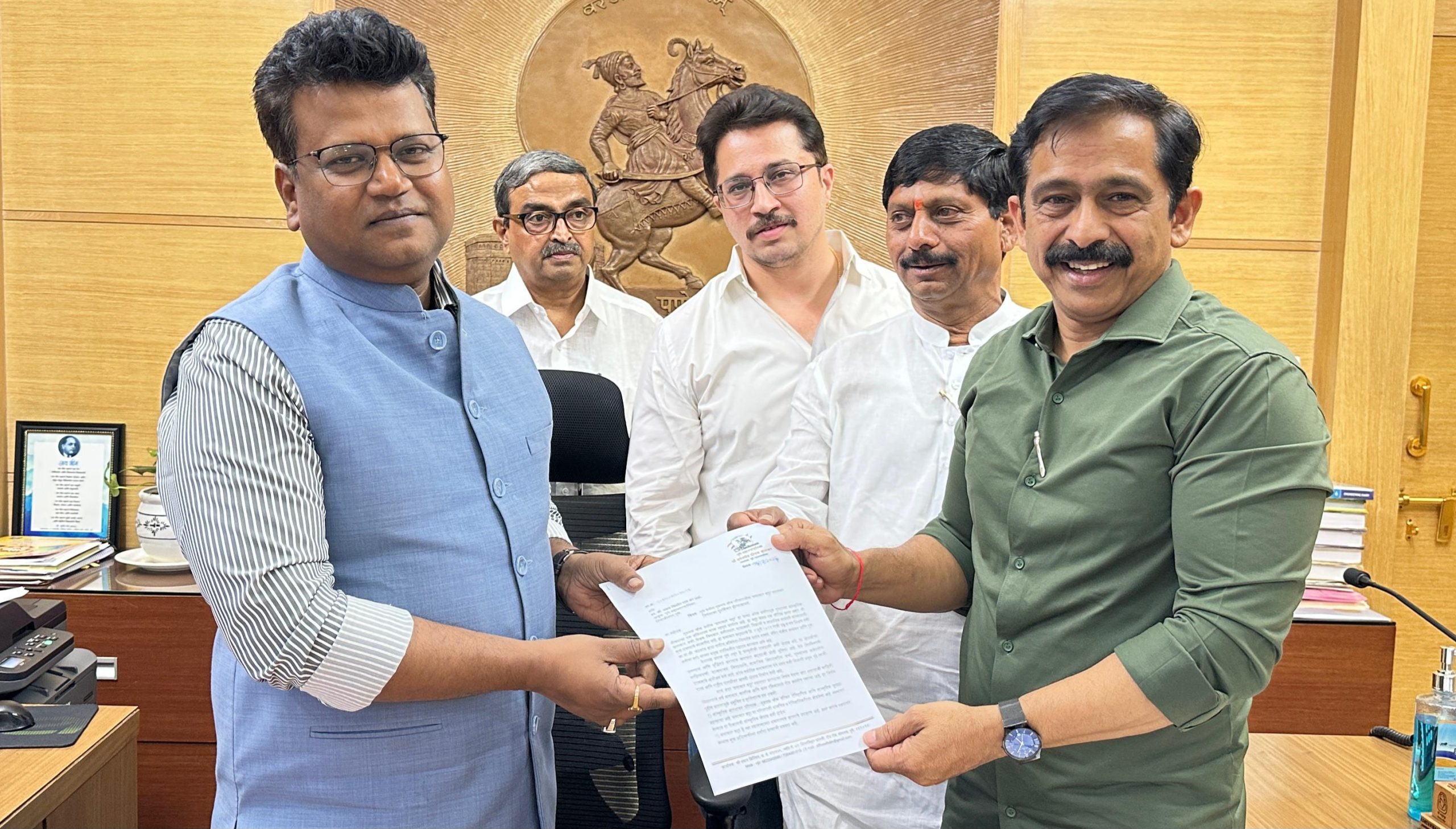 गुडलक चौक परिसरातील ‘कलाकार कट्टा’चे स्थलांतर थांबवा :  नगरसेवक हर्षवर्धन मानकर यांचे आयुक्तांना निवेदन