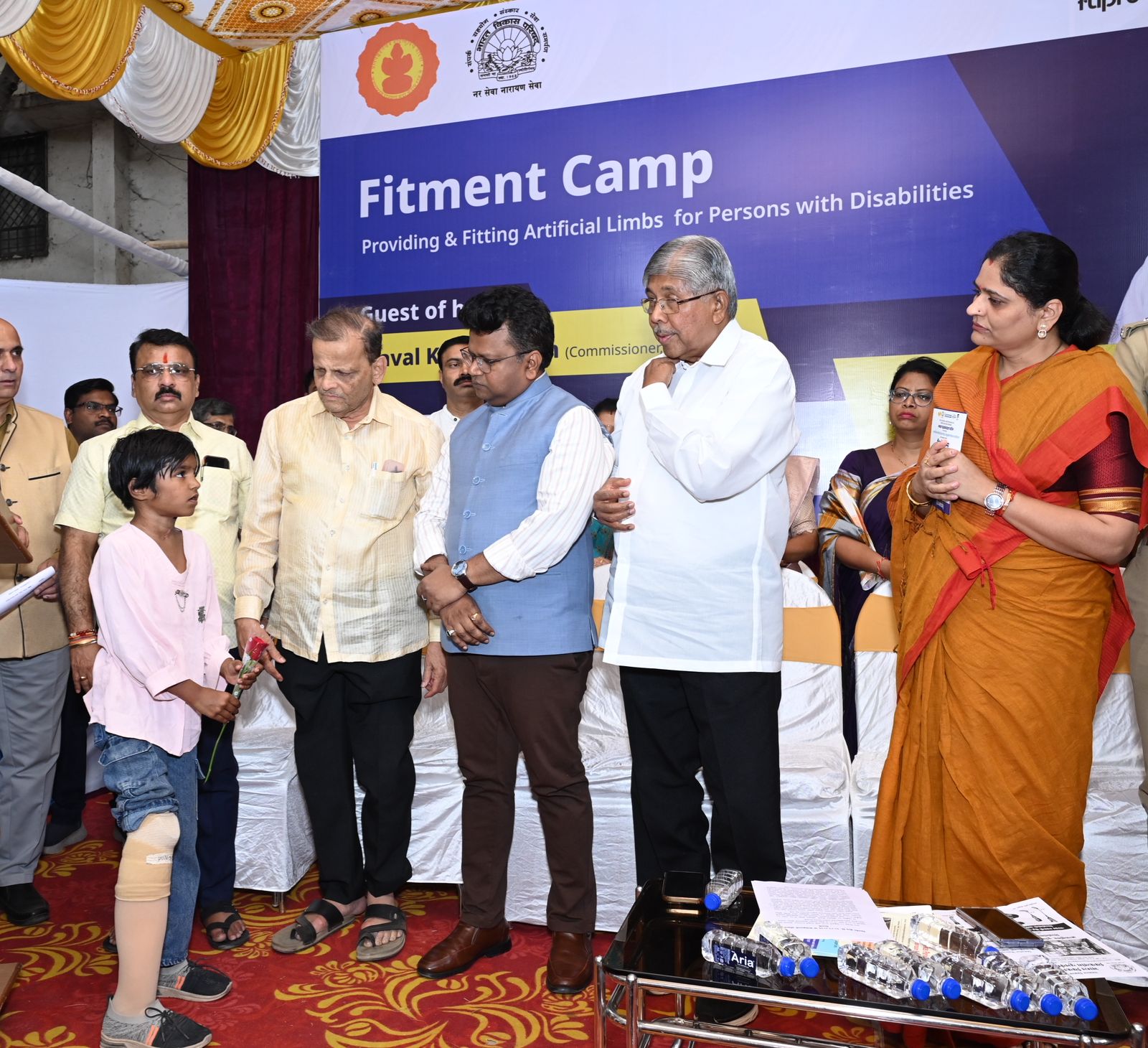 मंत्री चंद्रकांत पाटील यांची अशीही संवेदनशीलता; पुण्यातील असंख्य दिव्यांगांच्या आयुष्यात नवी पहाट!