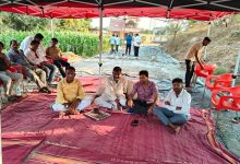 माजी आमदार दीपक पायगुडे यांचे धरणे आंदोलन सलग नवव्या दिवशीही सुरुच; सैनिकी शाळेच्या मैदानातून जाणाऱ्या रस्त्याबाबत तसेच अतिक्रमणाबाबत प्रशासनाकडून ठोस प्रतिसाद नाही…