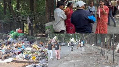 कर्वेनगर मधील भालेकर उद्यानाबाहेरील कचरा प्रश्नी नगरसेविका तेजश्री पवळे यांनी केली अधिकाऱ्यांची कानउघडणी… उभा राहून पदपथ करून घेतला साफ