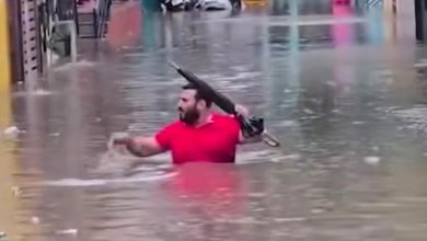 वडगाव शेरीतील रस्त्यांसाठी तात्काळ बोटींची व्यवस्था करा; नगरसेवक सुहास टिंगरे यांची उपरोधिक टिप्पणी