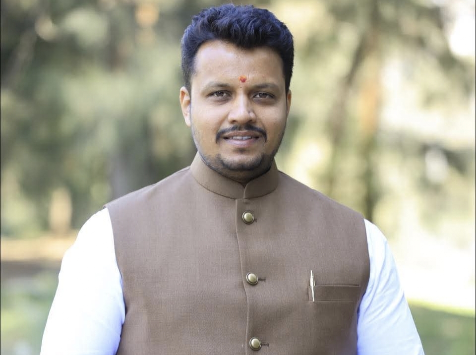 नगरसेवकांच्या प्रभागांसाठी हजारो कोटी रुपयांची तरतूद करताना नियमांची पायमल्ली का केली जात आहे.? नगरसेवक अमोल बालवडकर यांचा सत्ताधाऱ्यांना प्रश्न…