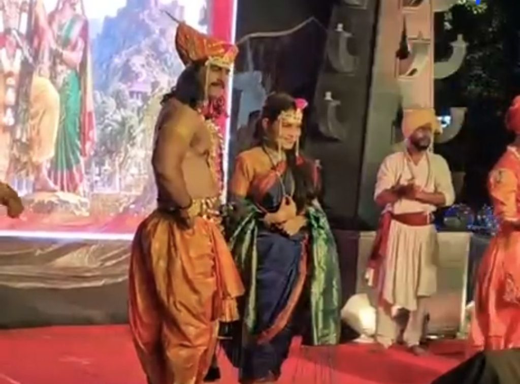 संयुक्त भेलकेनगर मित्र मंडळाचा ‘श्री खंडोबा महात्म्य’ जिवंत देखावा पाहण्यास पहिल्याच दिवशी प्रचंड गर्दी Screenshot 20260916 180153 whatsapp2107340603456837032