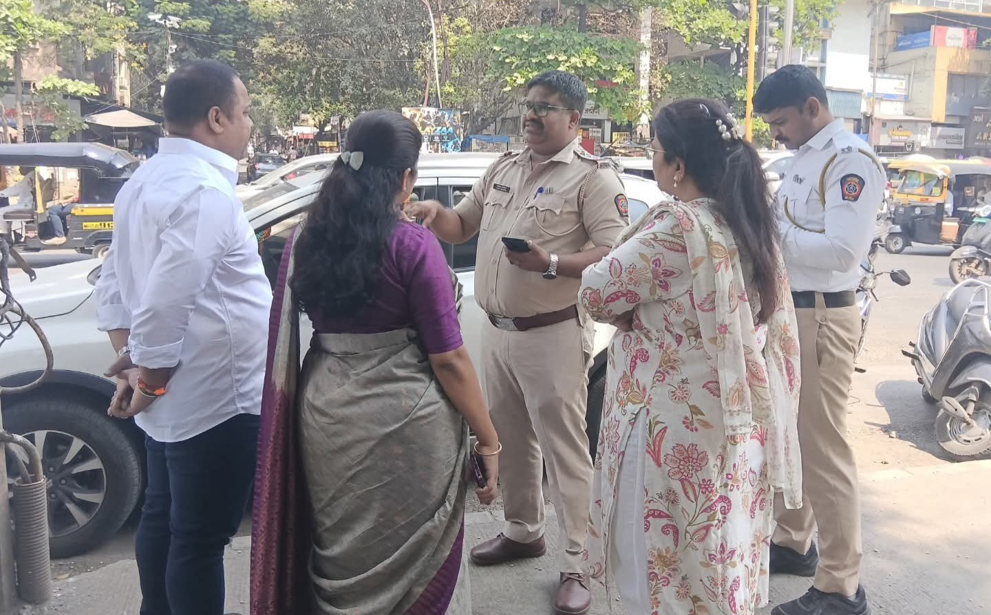 कोथरूड डेपो, शांतिबन आणि एकलव्य कॉलेज चौकातील वाहतूक समस्येची पाहणी.. कोथरूड डेपो, शांतिबन आणि एकलव्य कॉलेज चौकातील वाहतूक समस्येची पाहणी..