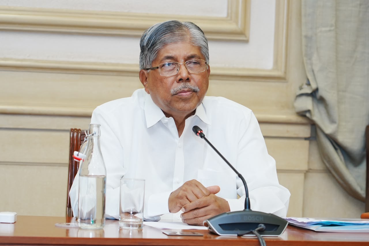 दुष्काळग्रस्त भागातील विद्यार्थ्यांकडून परीक्षा शुल्क घेऊ नका; घेतले असल्यास परत करा- उच्च व तंत्र शिक्षण मंत्री चंद्रकांत पाटील दुष्काळग्रस्त भागातील विद्यार्थ्यांकडून परीक्षा शुल्क घेऊ नका; घेतले असल्यास परत करा- उच्च व तंत्र शिक्षण मंत्री चंद्रकांत पाटील