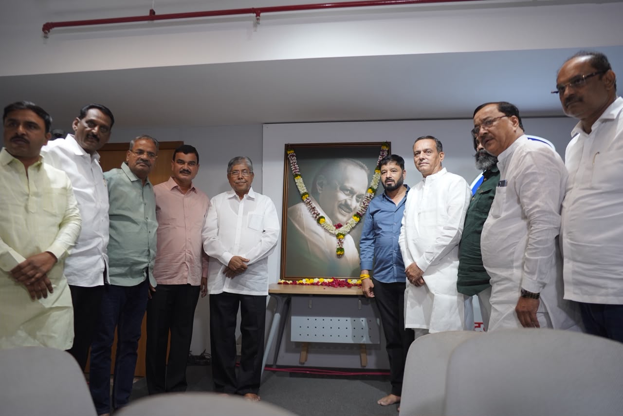 स्मिता जाधव, कौस्तुभ गावडे यांच्या विजयासाठी राष्ट्रवादीची ताकद स्मिता जाधव, कौस्तुभ गावडे यांच्या विजयासाठी राष्ट्रवादीची ताकद